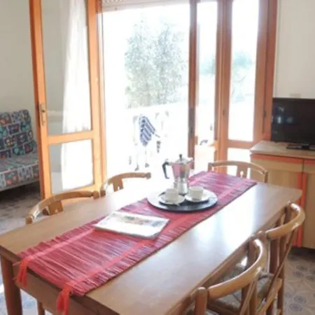 アパート Comfortable In The Heart Of *